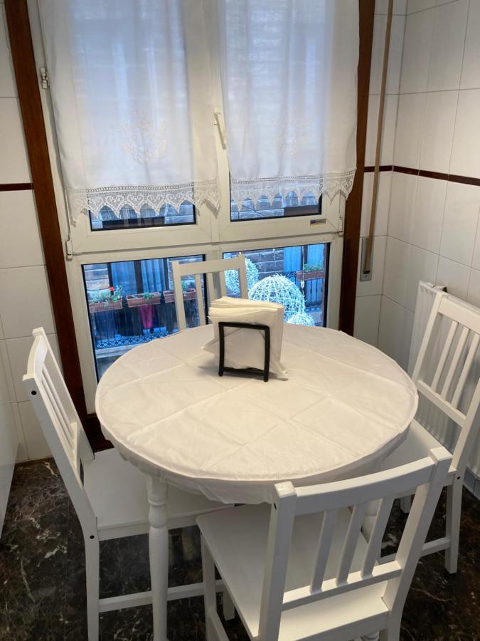 Angeles Sorazu - Ongi Etorri Apartment Zumaia Ngoại thất bức ảnh